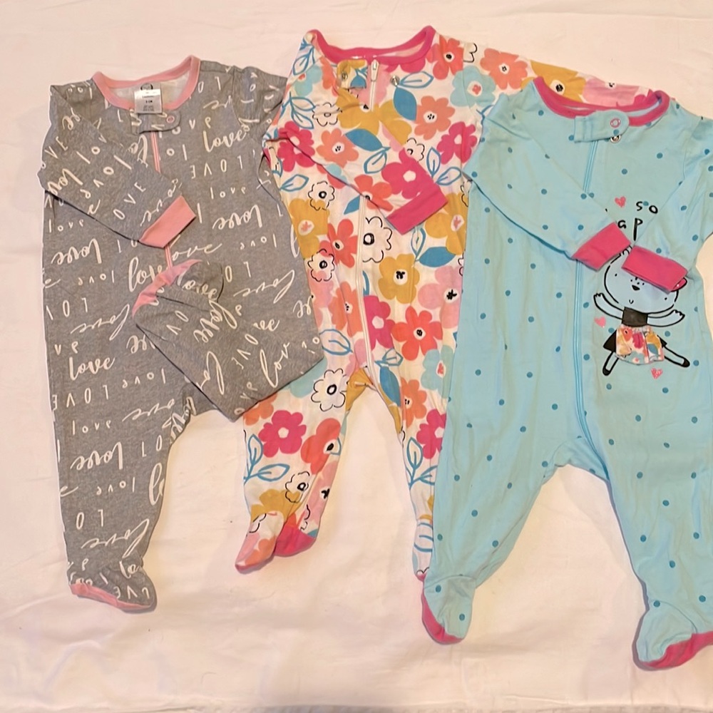 Gerber| Baby girl jammies| 0-3 months